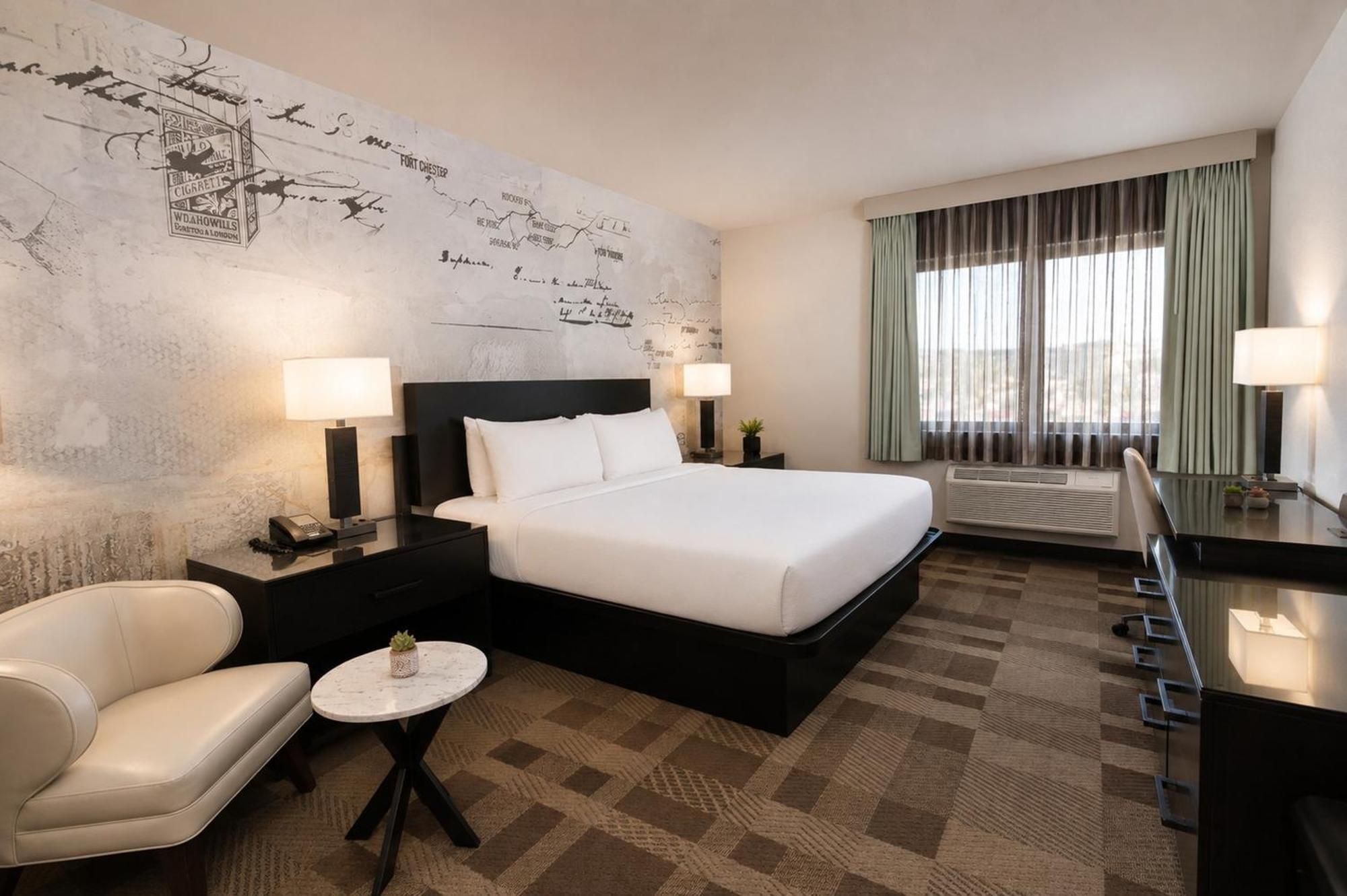Tower Premium King Room Non-Smoking
